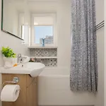 Autumn With Balcony And Two Bedrooms By Renters Apartamento *