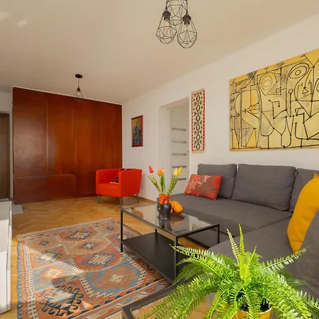 Autumn With Balcony And Two Bedrooms By Renters Apartament *