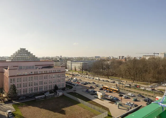 Apartament Autumn With Balcony And Two Bedrooms By Renters *