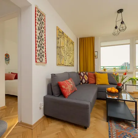 Autumn With Balcony And Two Bedrooms By Renters Lägenhet Warszawa