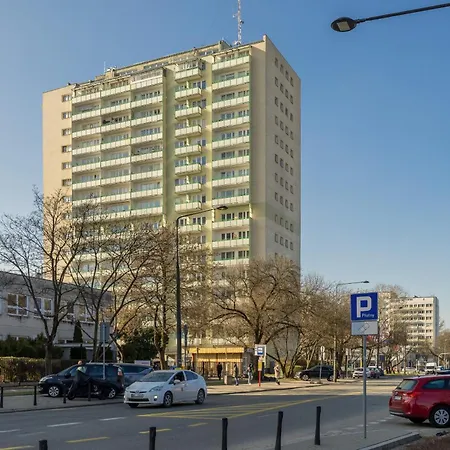 Autumn With Balcony And Two Bedrooms By Renters * Varsovia