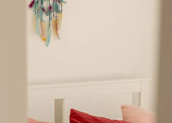 Lägenhet Autumn With Balcony And Two Bedrooms By Renters