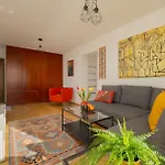 Autumn With Balcony And Two Bedrooms By Renters Daire *
